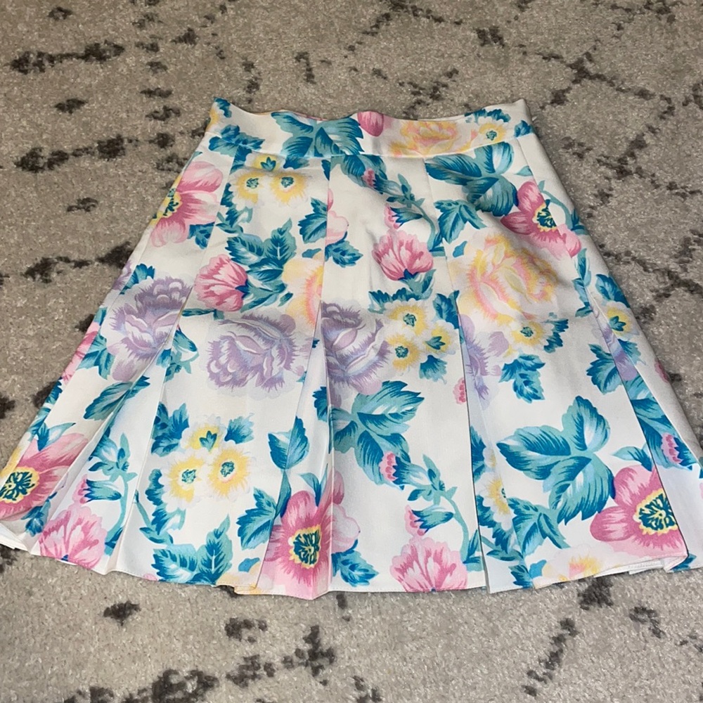 Floral Pleated Mini Skirt
